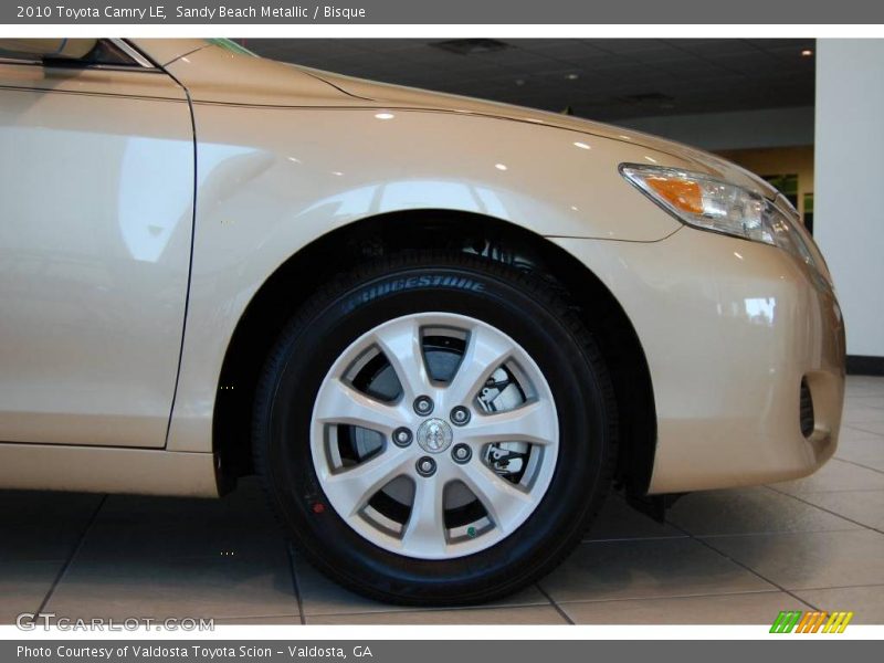 Sandy Beach Metallic / Bisque 2010 Toyota Camry LE