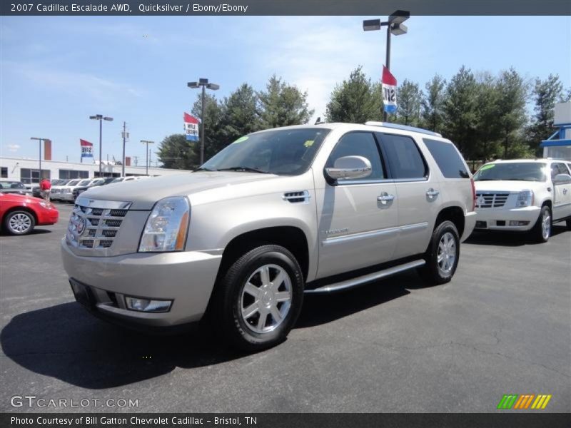 Front 3/4 View of 2007 Escalade AWD