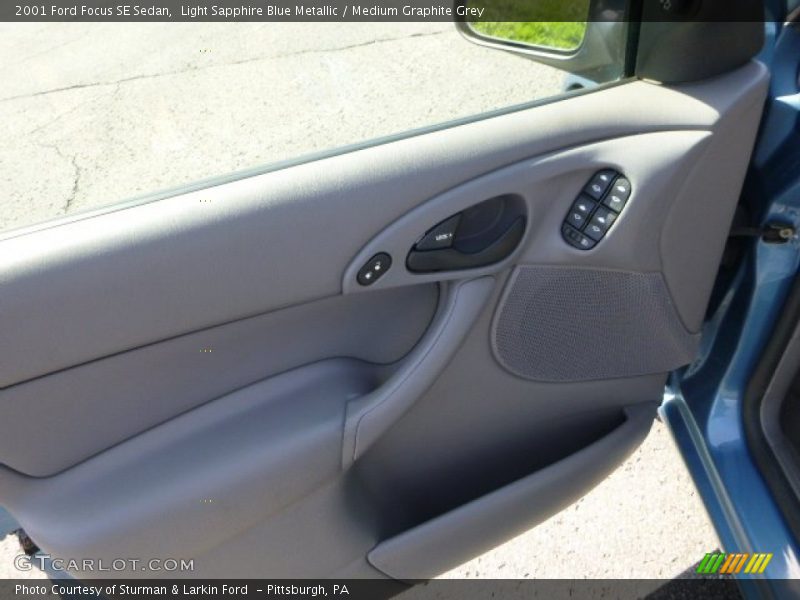 Light Sapphire Blue Metallic / Medium Graphite Grey 2001 Ford Focus SE Sedan