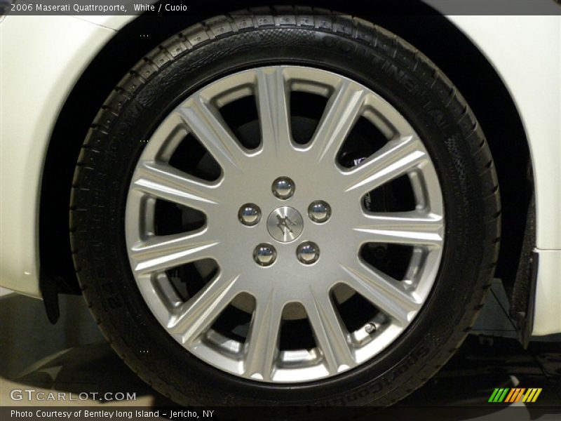 White / Cuoio 2006 Maserati Quattroporte