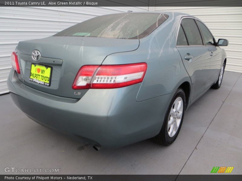 Aloe Green Metallic / Bisque 2011 Toyota Camry LE