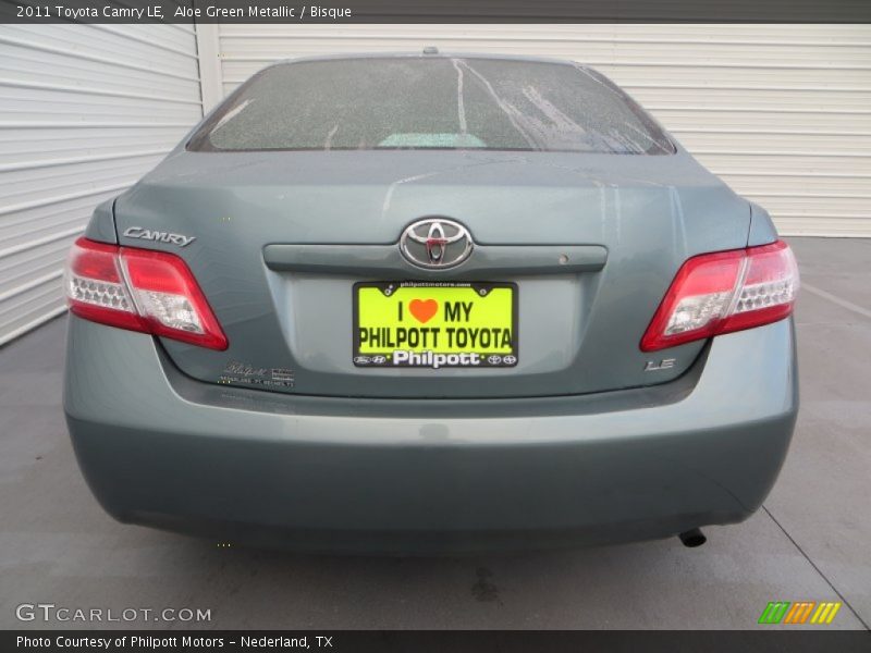 Aloe Green Metallic / Bisque 2011 Toyota Camry LE