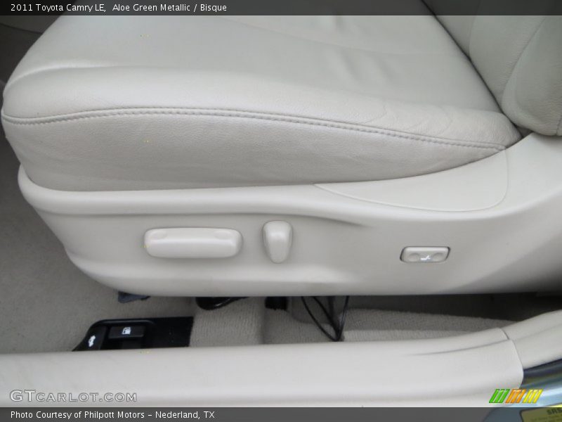 Aloe Green Metallic / Bisque 2011 Toyota Camry LE