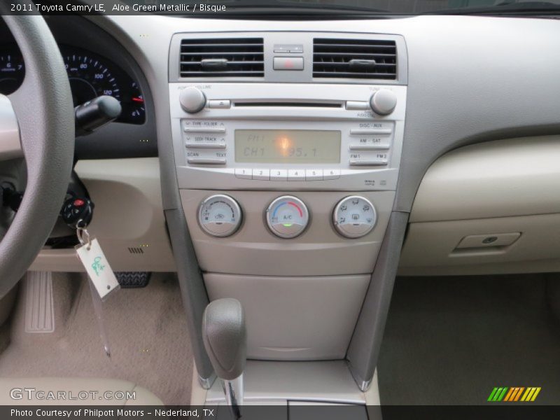 Aloe Green Metallic / Bisque 2011 Toyota Camry LE