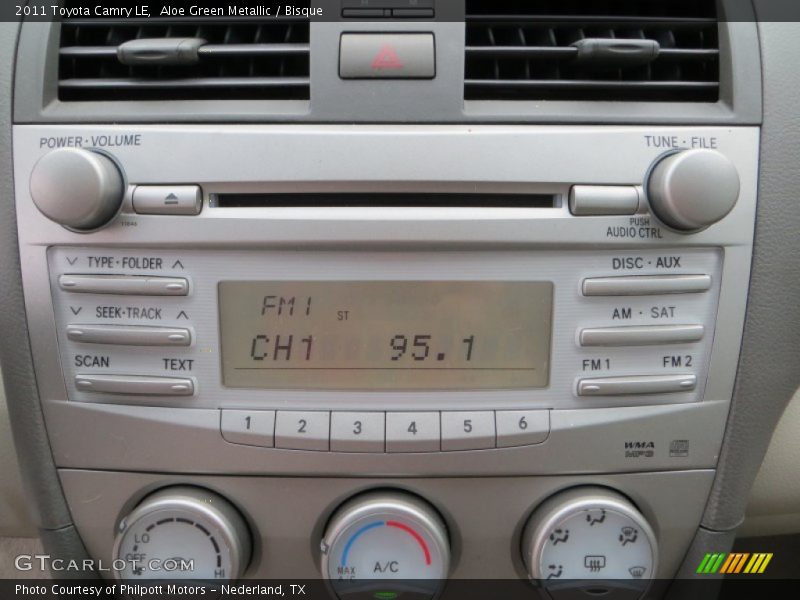 Aloe Green Metallic / Bisque 2011 Toyota Camry LE