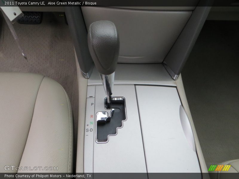 Aloe Green Metallic / Bisque 2011 Toyota Camry LE