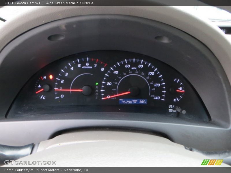 Aloe Green Metallic / Bisque 2011 Toyota Camry LE