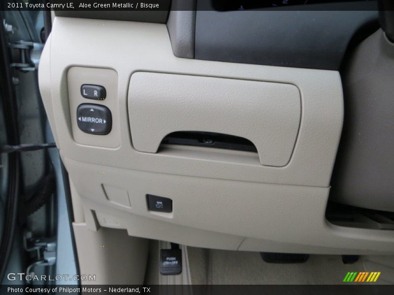 Aloe Green Metallic / Bisque 2011 Toyota Camry LE