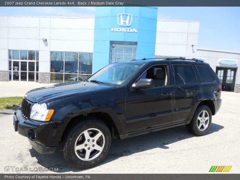 Black / Medium Slate Gray 2007 Jeep Grand Cherokee Laredo 4x4
