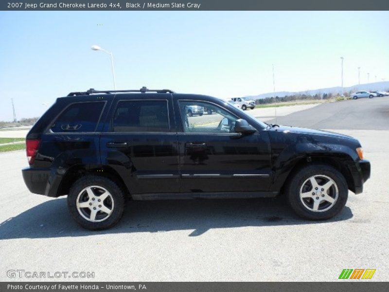 Black / Medium Slate Gray 2007 Jeep Grand Cherokee Laredo 4x4