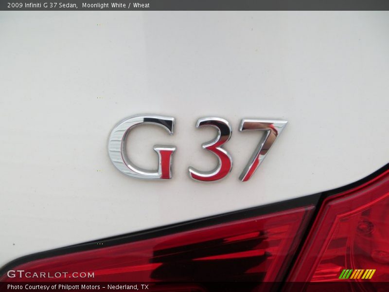 Moonlight White / Wheat 2009 Infiniti G 37 Sedan