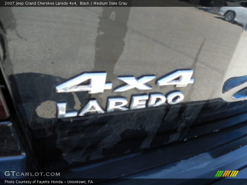 Black / Medium Slate Gray 2007 Jeep Grand Cherokee Laredo 4x4