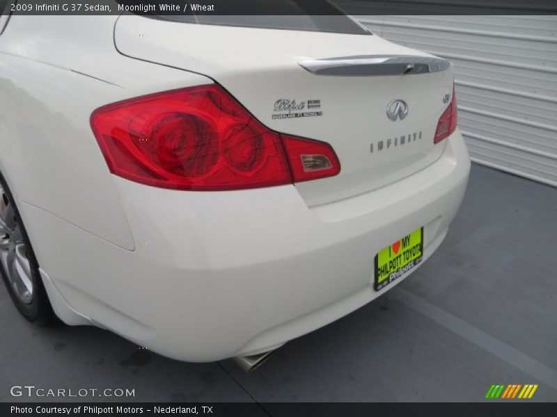 Moonlight White / Wheat 2009 Infiniti G 37 Sedan