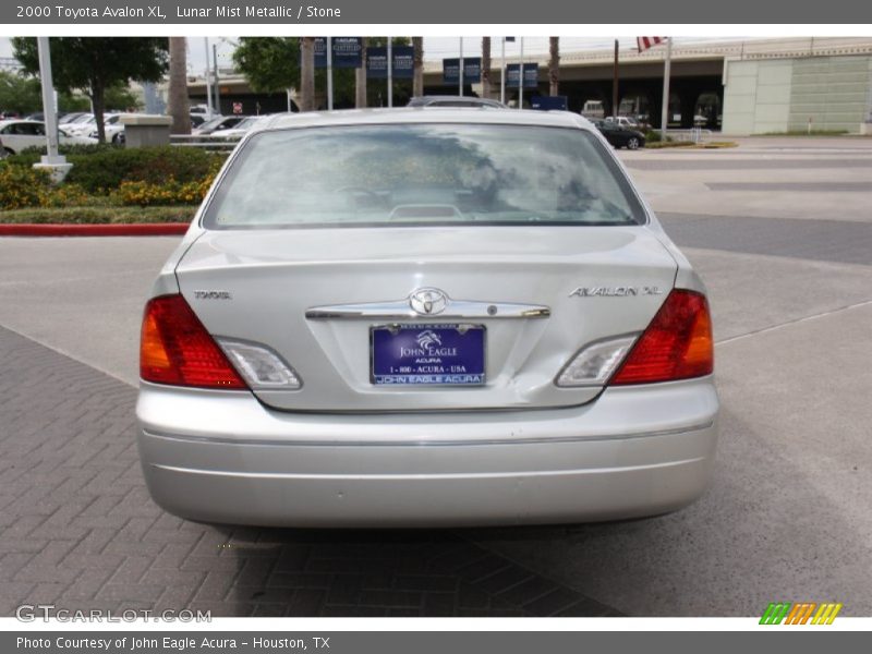 Lunar Mist Metallic / Stone 2000 Toyota Avalon XL