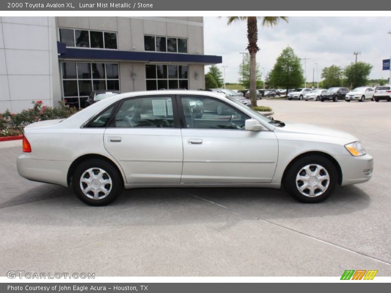 Lunar Mist Metallic / Stone 2000 Toyota Avalon XL