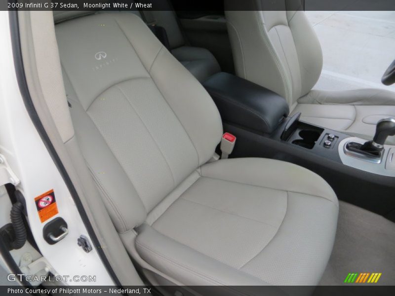 Moonlight White / Wheat 2009 Infiniti G 37 Sedan