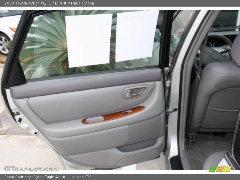 Lunar Mist Metallic / Stone 2000 Toyota Avalon XL