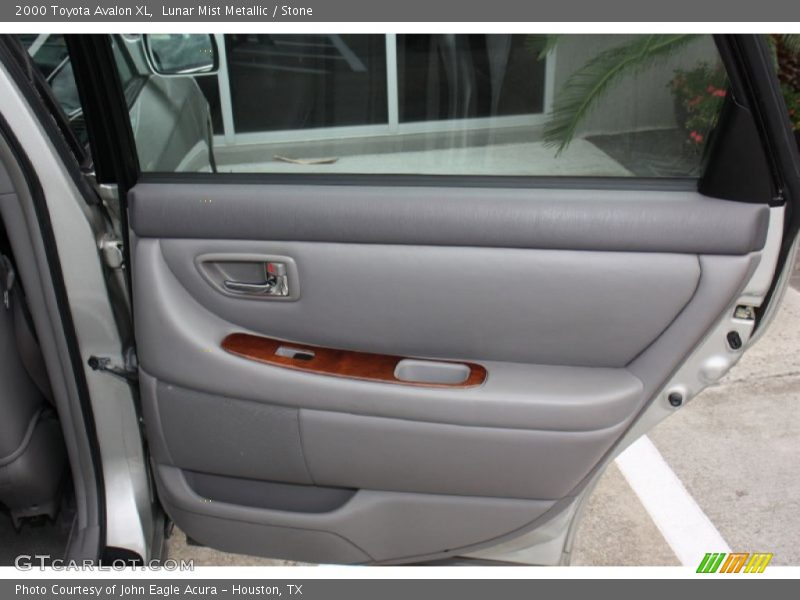 Lunar Mist Metallic / Stone 2000 Toyota Avalon XL