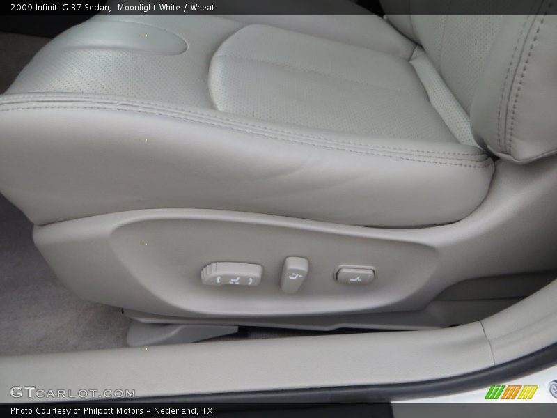Moonlight White / Wheat 2009 Infiniti G 37 Sedan