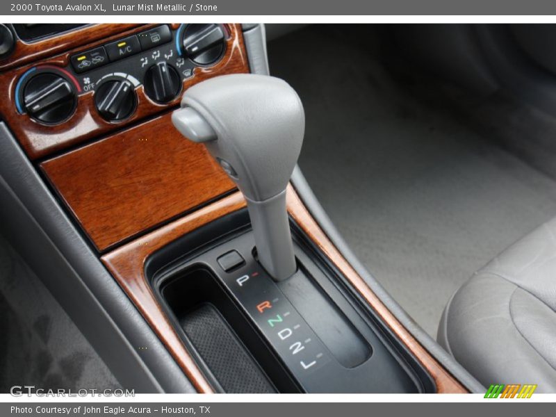 Lunar Mist Metallic / Stone 2000 Toyota Avalon XL