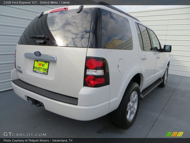 Oxford White / Camel 2008 Ford Explorer XLT