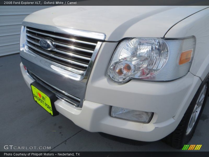 Oxford White / Camel 2008 Ford Explorer XLT