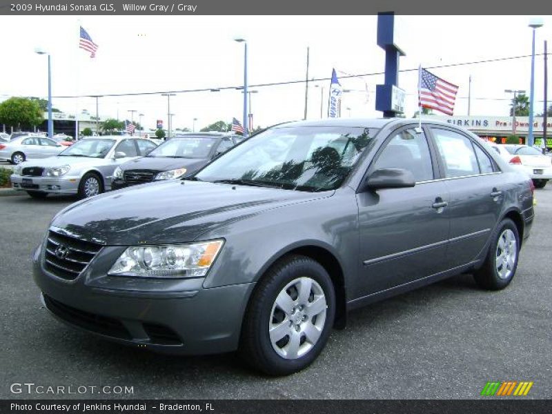Willow Gray / Gray 2009 Hyundai Sonata GLS