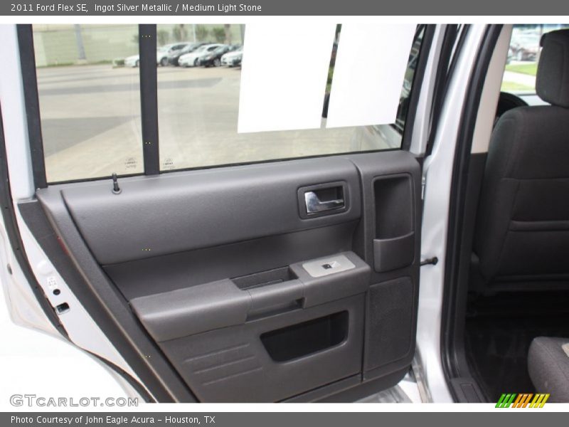 Ingot Silver Metallic / Medium Light Stone 2011 Ford Flex SE