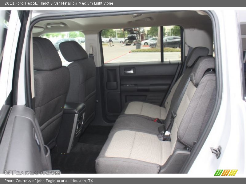 Ingot Silver Metallic / Medium Light Stone 2011 Ford Flex SE