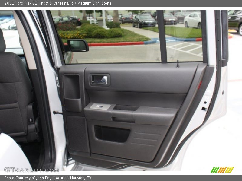 Ingot Silver Metallic / Medium Light Stone 2011 Ford Flex SE