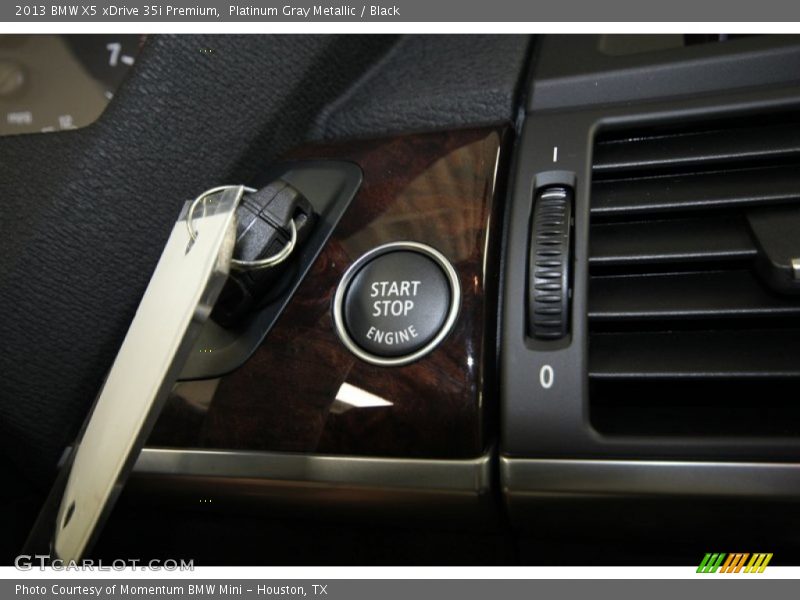 Controls of 2013 X5 xDrive 35i Premium