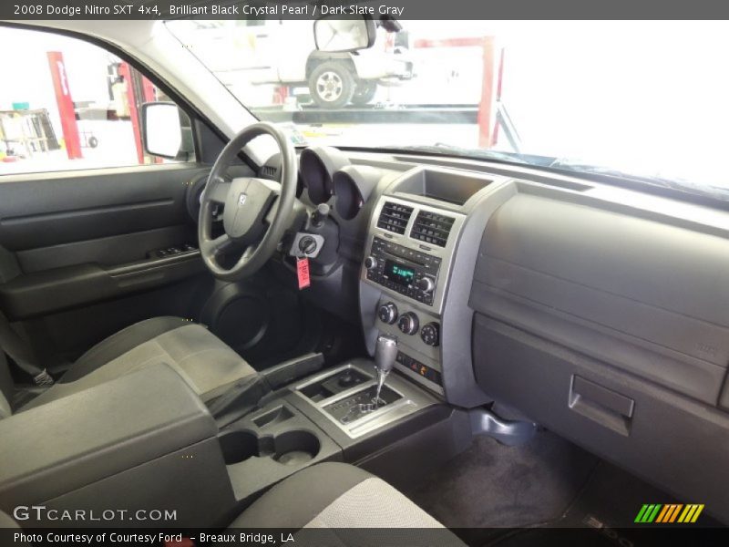 Brilliant Black Crystal Pearl / Dark Slate Gray 2008 Dodge Nitro SXT 4x4
