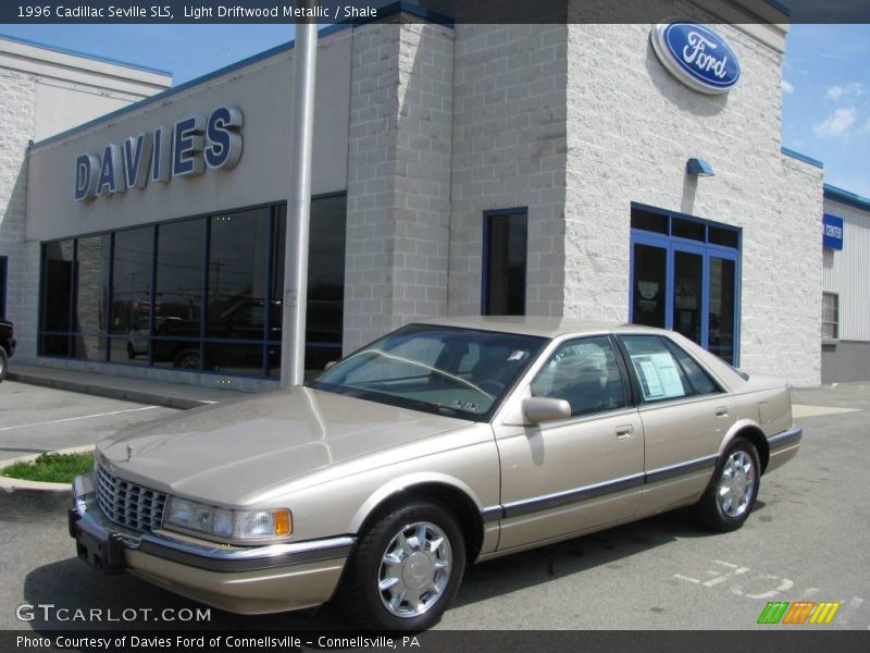 Light Driftwood Metallic / Shale 1996 Cadillac Seville SLS