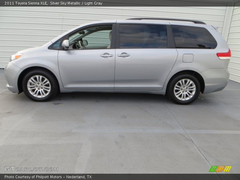 Silver Sky Metallic / Light Gray 2011 Toyota Sienna XLE