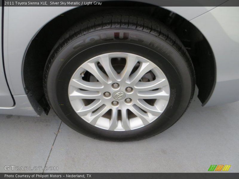 Silver Sky Metallic / Light Gray 2011 Toyota Sienna XLE