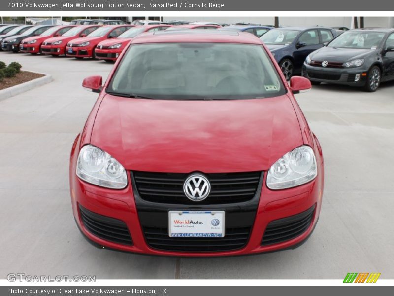 Salsa Red / Cornsilk Beige 2010 Volkswagen Jetta Wolfsburg Edition Sedan