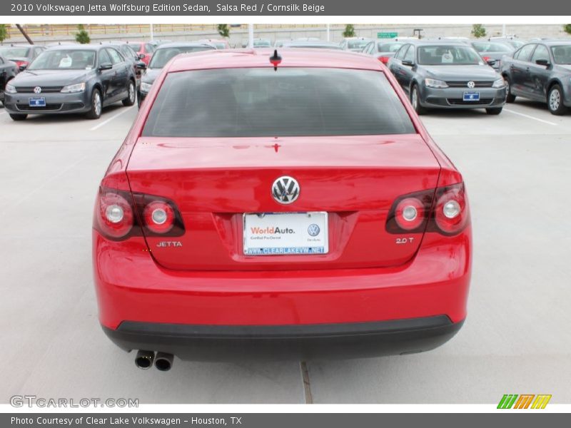 Salsa Red / Cornsilk Beige 2010 Volkswagen Jetta Wolfsburg Edition Sedan