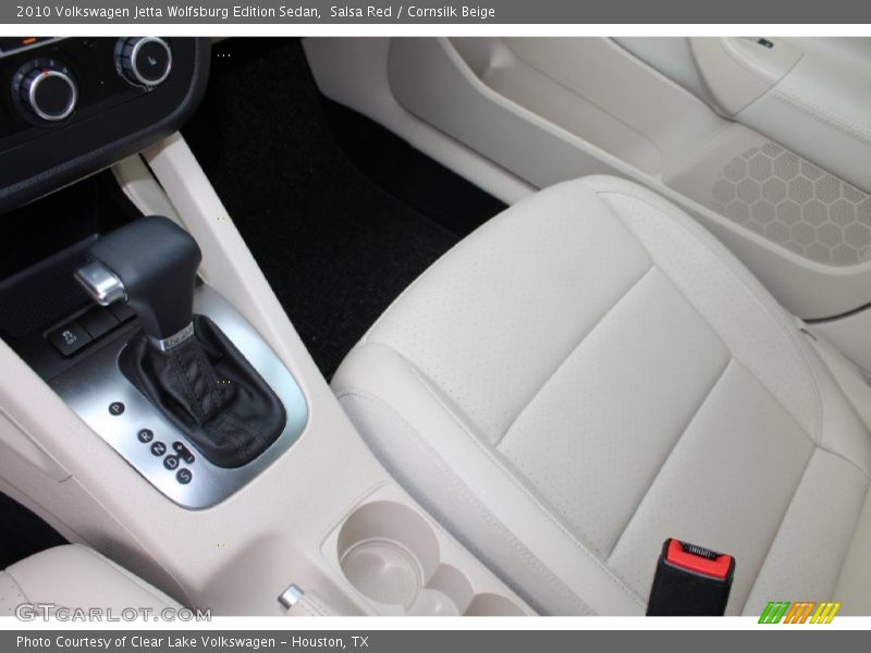 Salsa Red / Cornsilk Beige 2010 Volkswagen Jetta Wolfsburg Edition Sedan