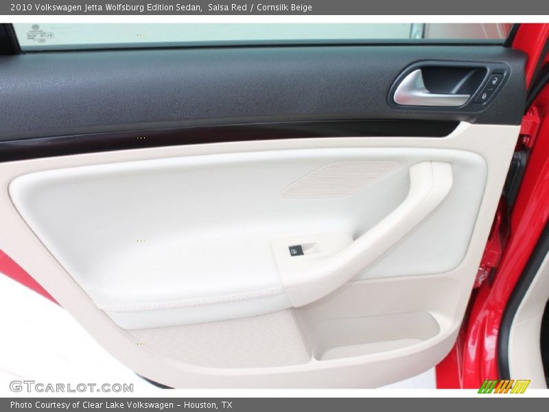 Door Panel of 2010 Jetta Wolfsburg Edition Sedan