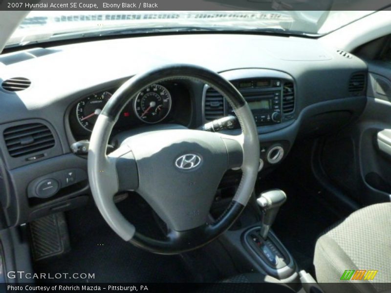 Ebony Black / Black 2007 Hyundai Accent SE Coupe