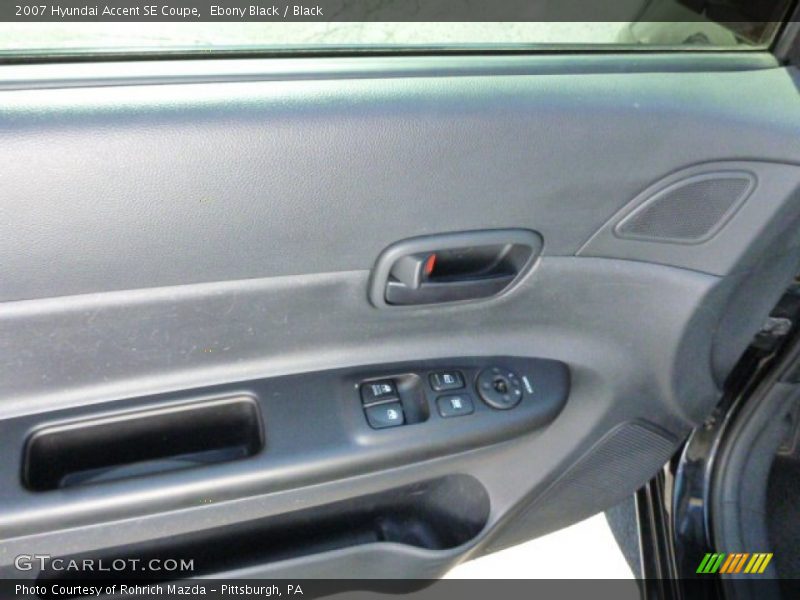 Ebony Black / Black 2007 Hyundai Accent SE Coupe