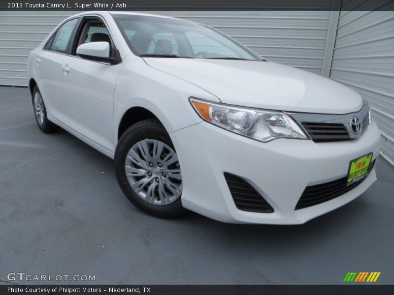 Super White / Ash 2013 Toyota Camry L