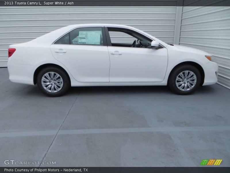 Super White / Ash 2013 Toyota Camry L