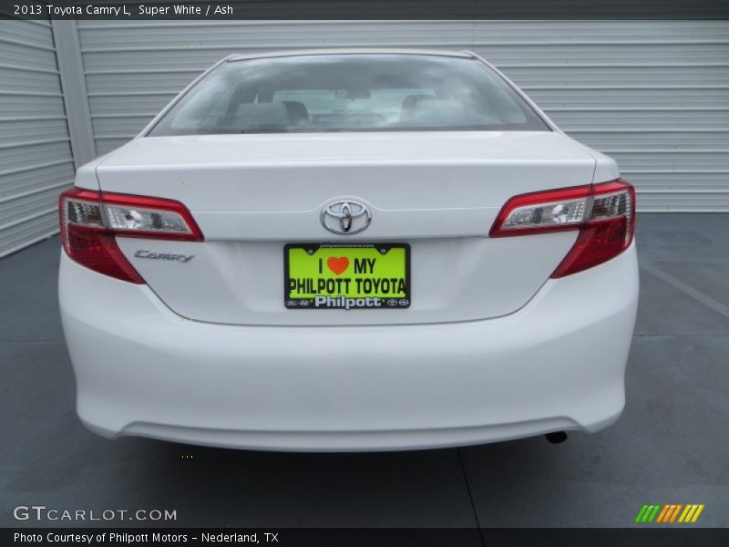 Super White / Ash 2013 Toyota Camry L