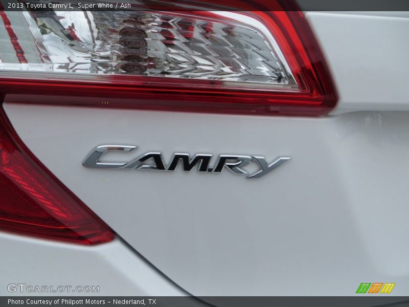 Super White / Ash 2013 Toyota Camry L