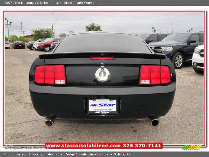 Black / Dark Charcoal 2007 Ford Mustang V6 Deluxe Coupe