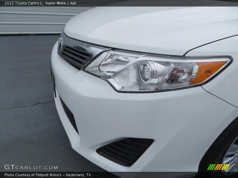 Super White / Ash 2013 Toyota Camry L