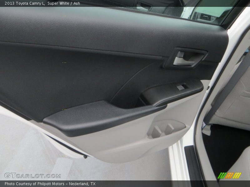 Super White / Ash 2013 Toyota Camry L