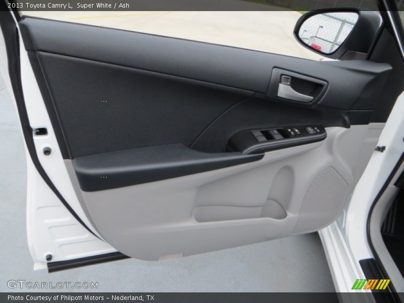 Super White / Ash 2013 Toyota Camry L