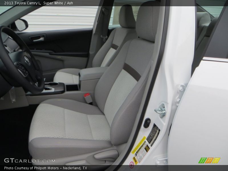 Super White / Ash 2013 Toyota Camry L